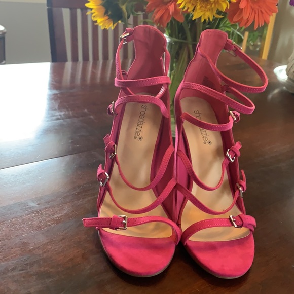 Block Heels - Picture 2 of 2